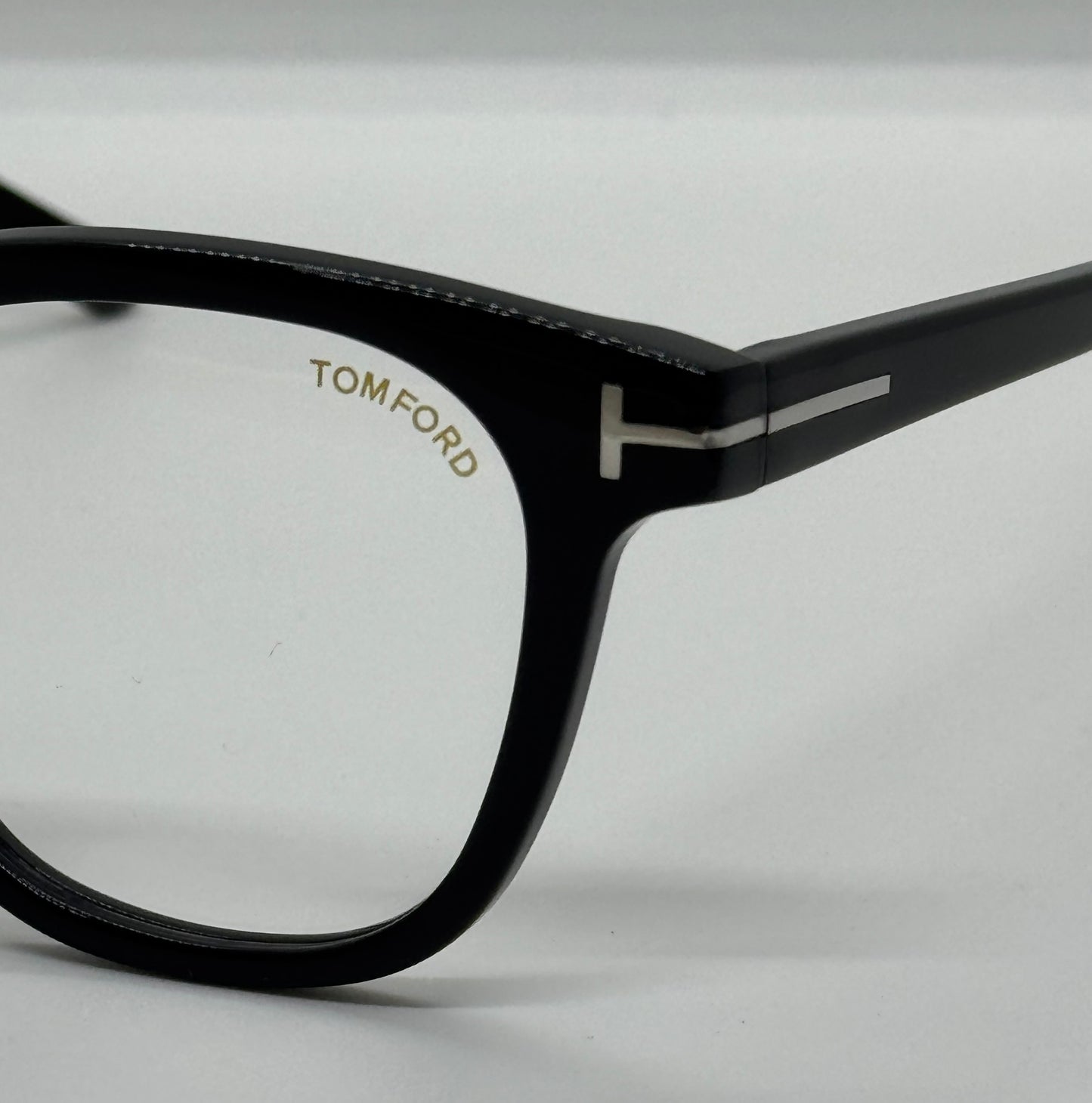 Tom Ford FT5922 Black Frame