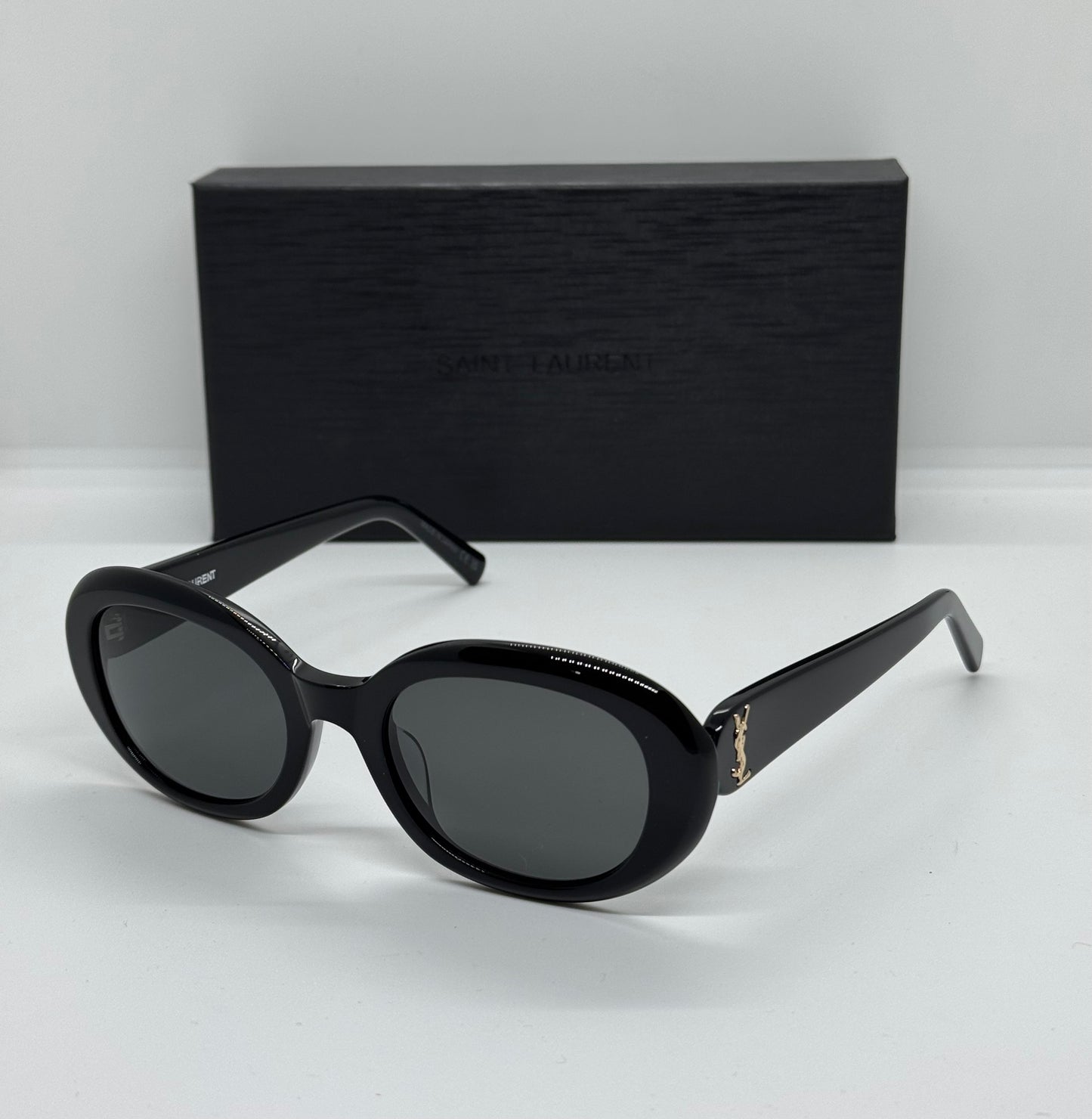 Saint Laurent SL 812F Black