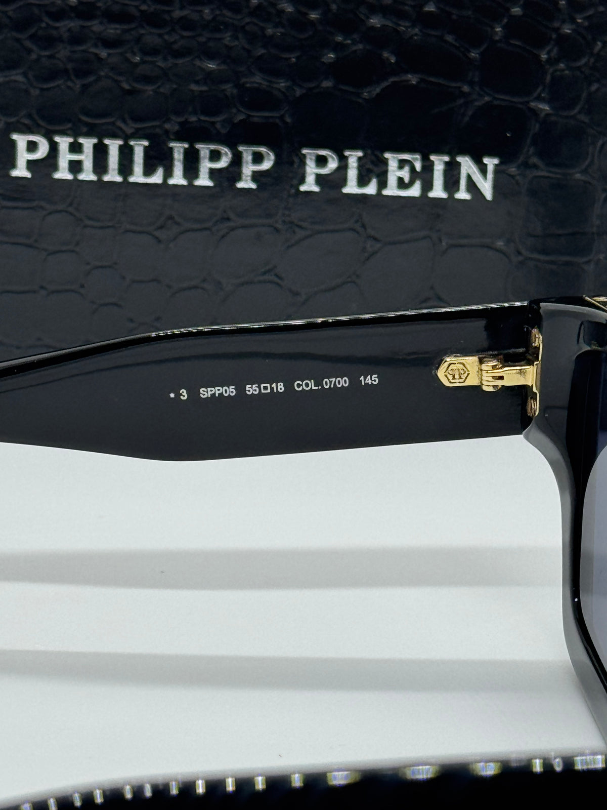 Philipp Plein SPP005 Brave Black x Gold
