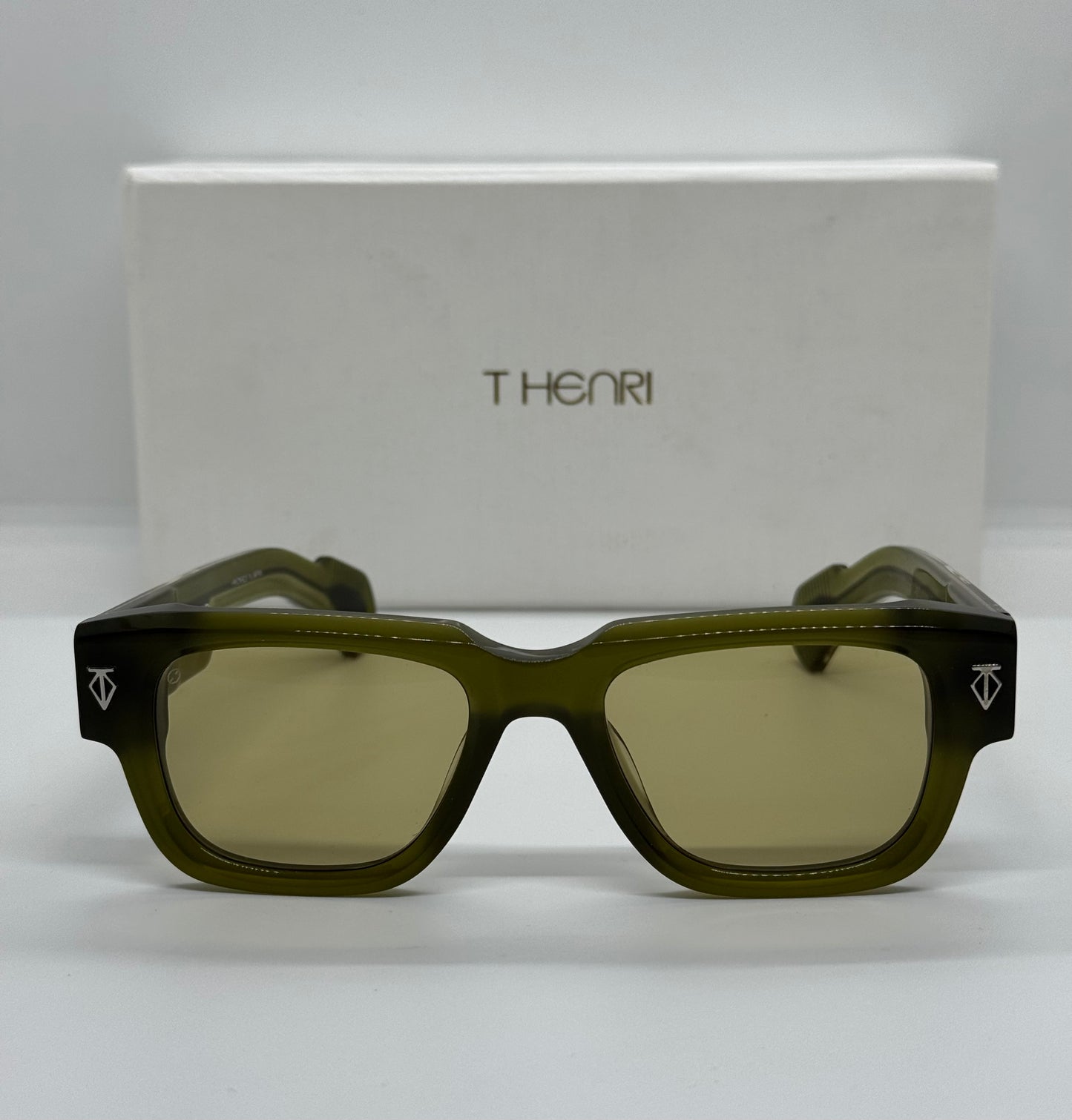 T Henri Taycan Olive Green