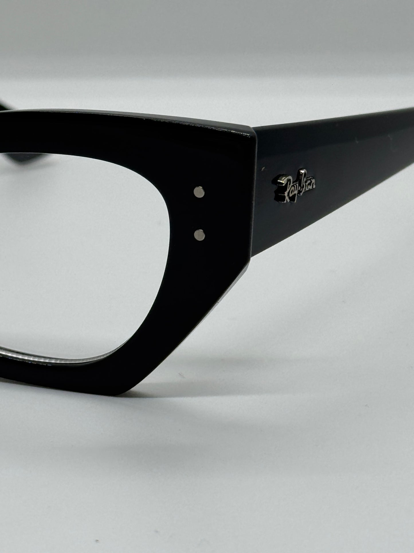 RB Zena Frame