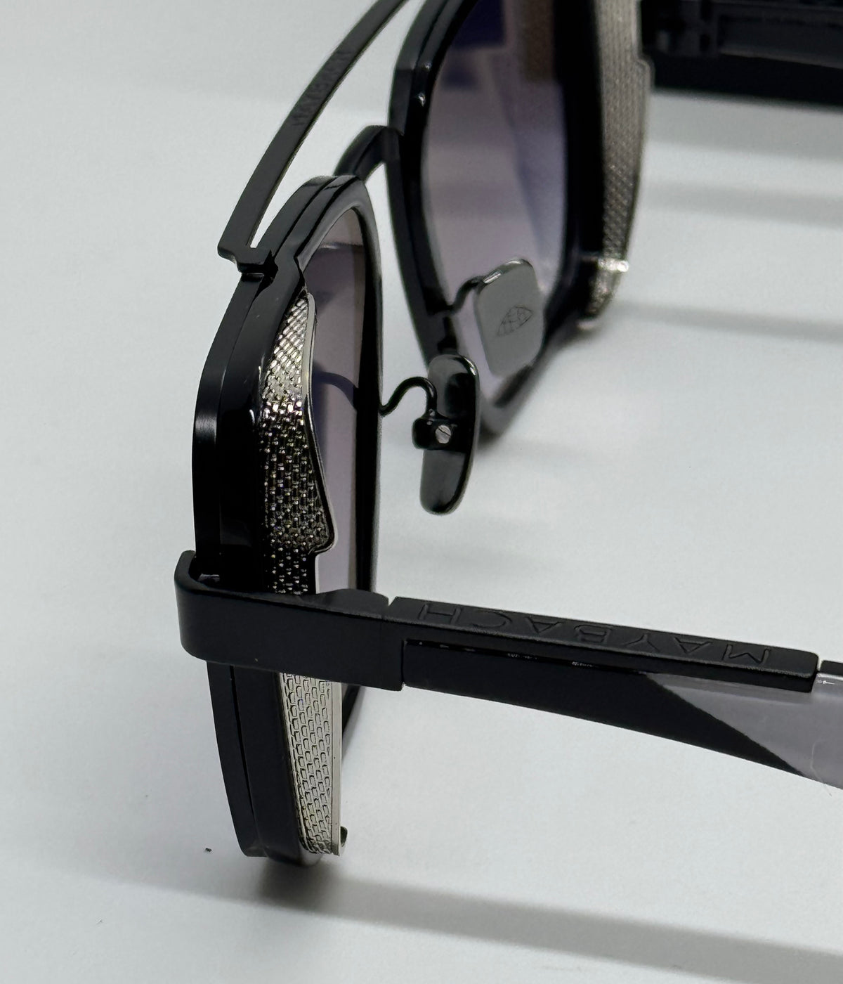 Maybach The Sarte 1 Black Gradient