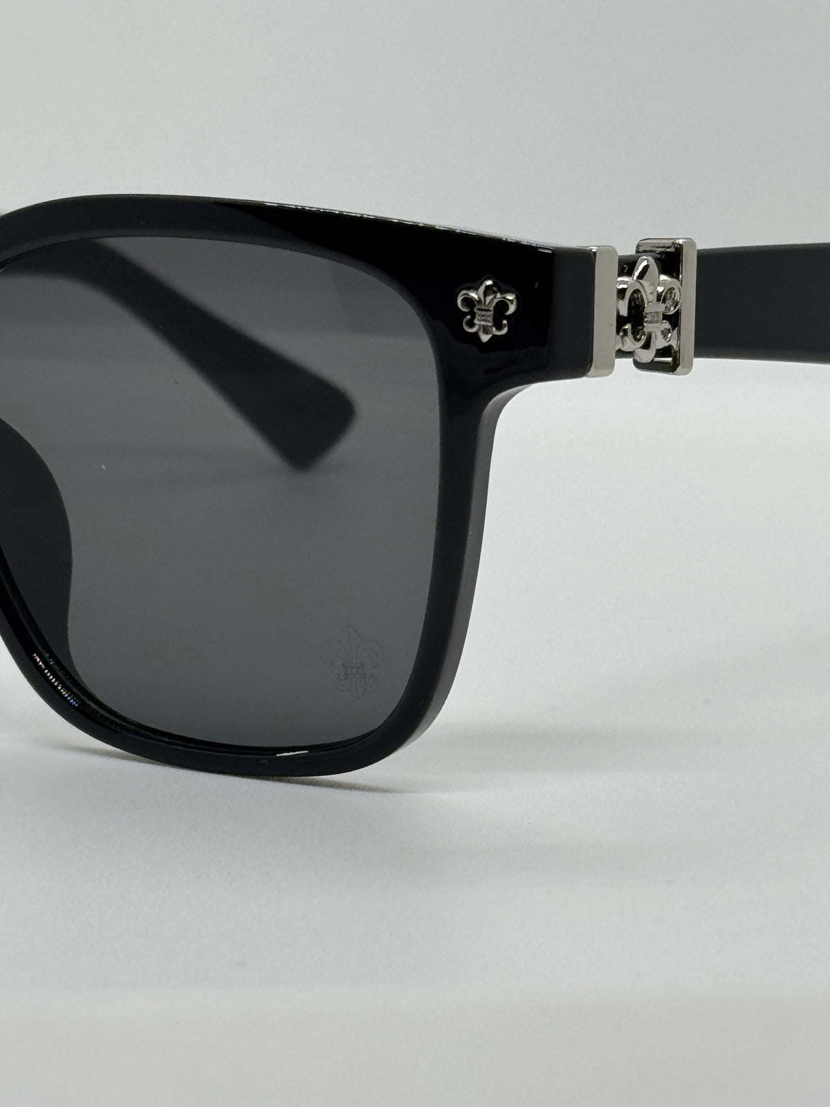 Chrome Hearts 8055