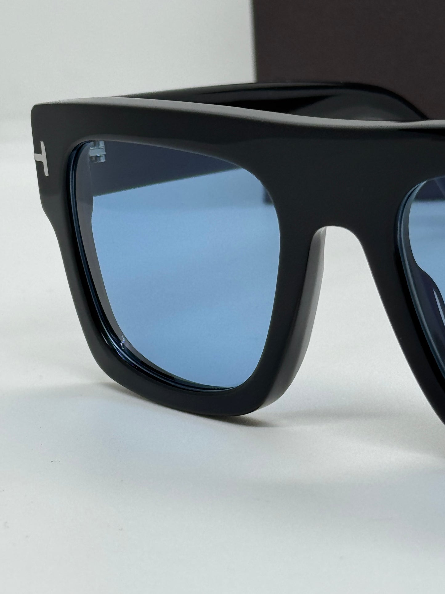 Tom Ford Fausto TF711 Blue