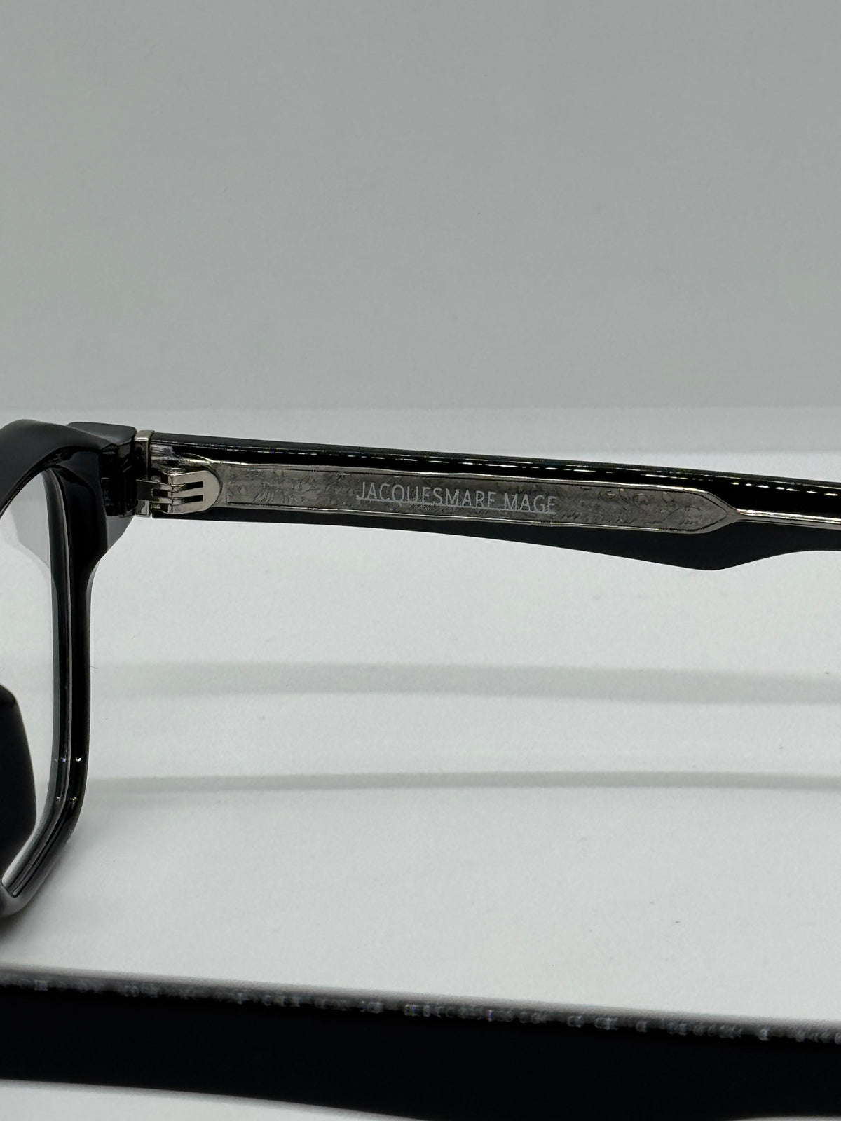 JMM 10805 Frame