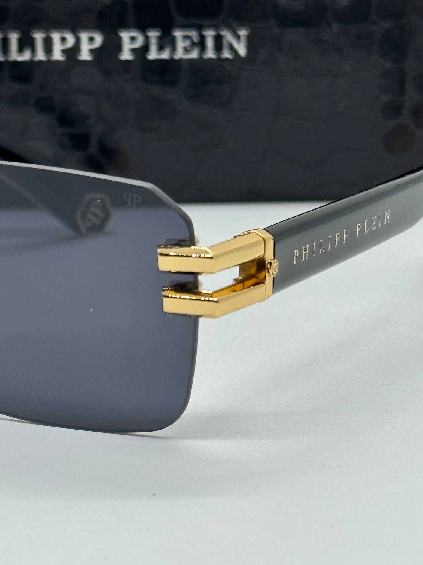 Philipp Plein Pleasure SPP086 Black x Gold