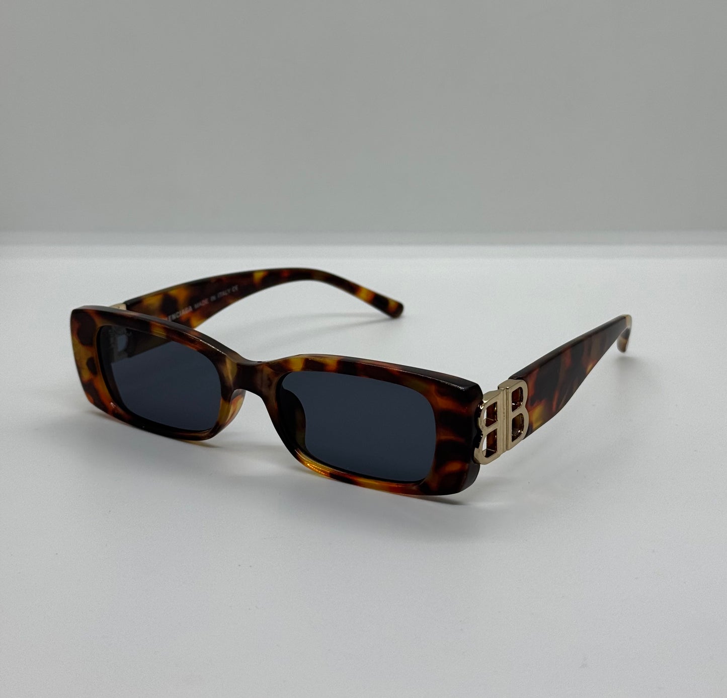 BB Rectangular Shade
