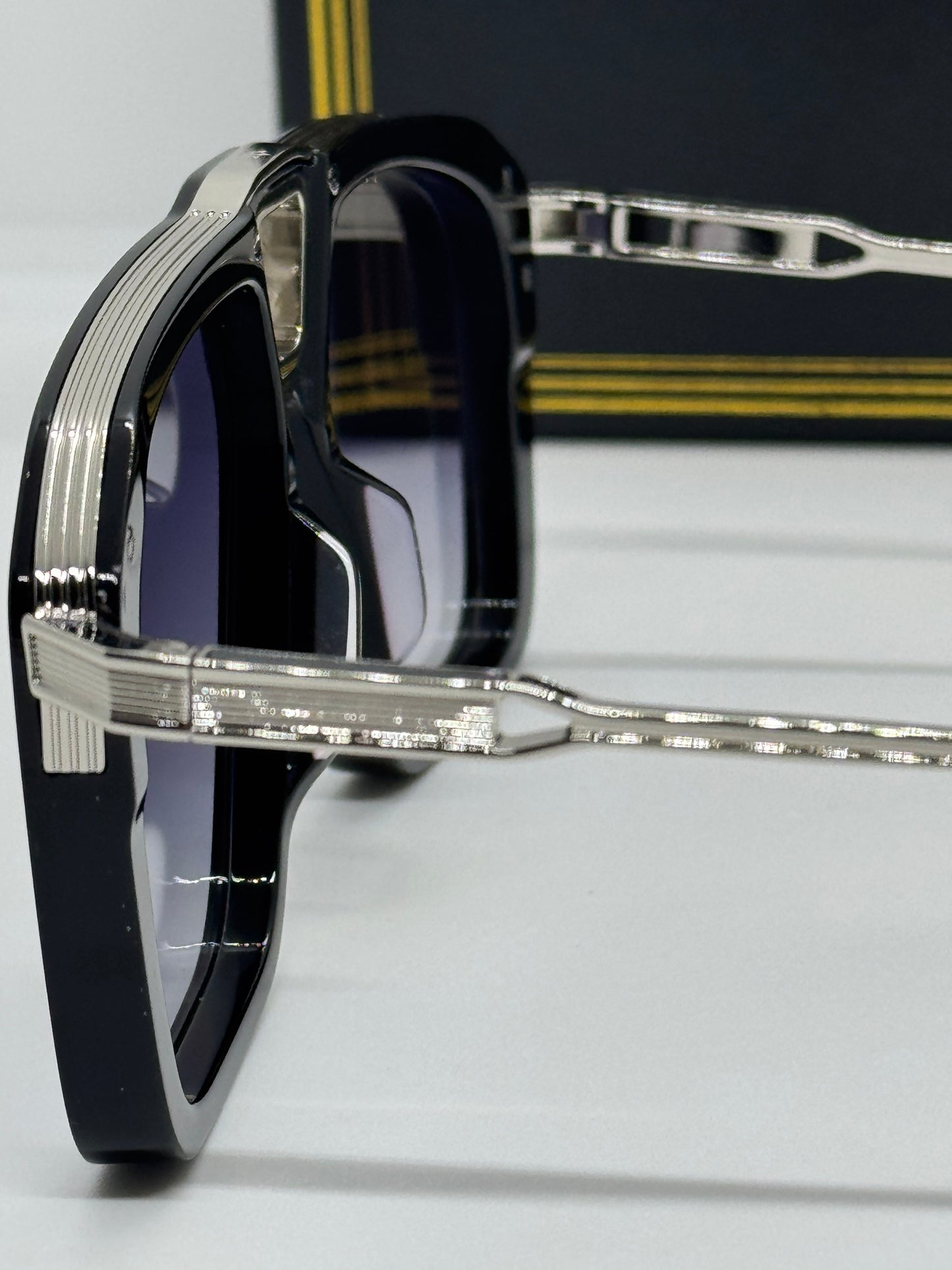 Jacques Marie Mage Savoy Black