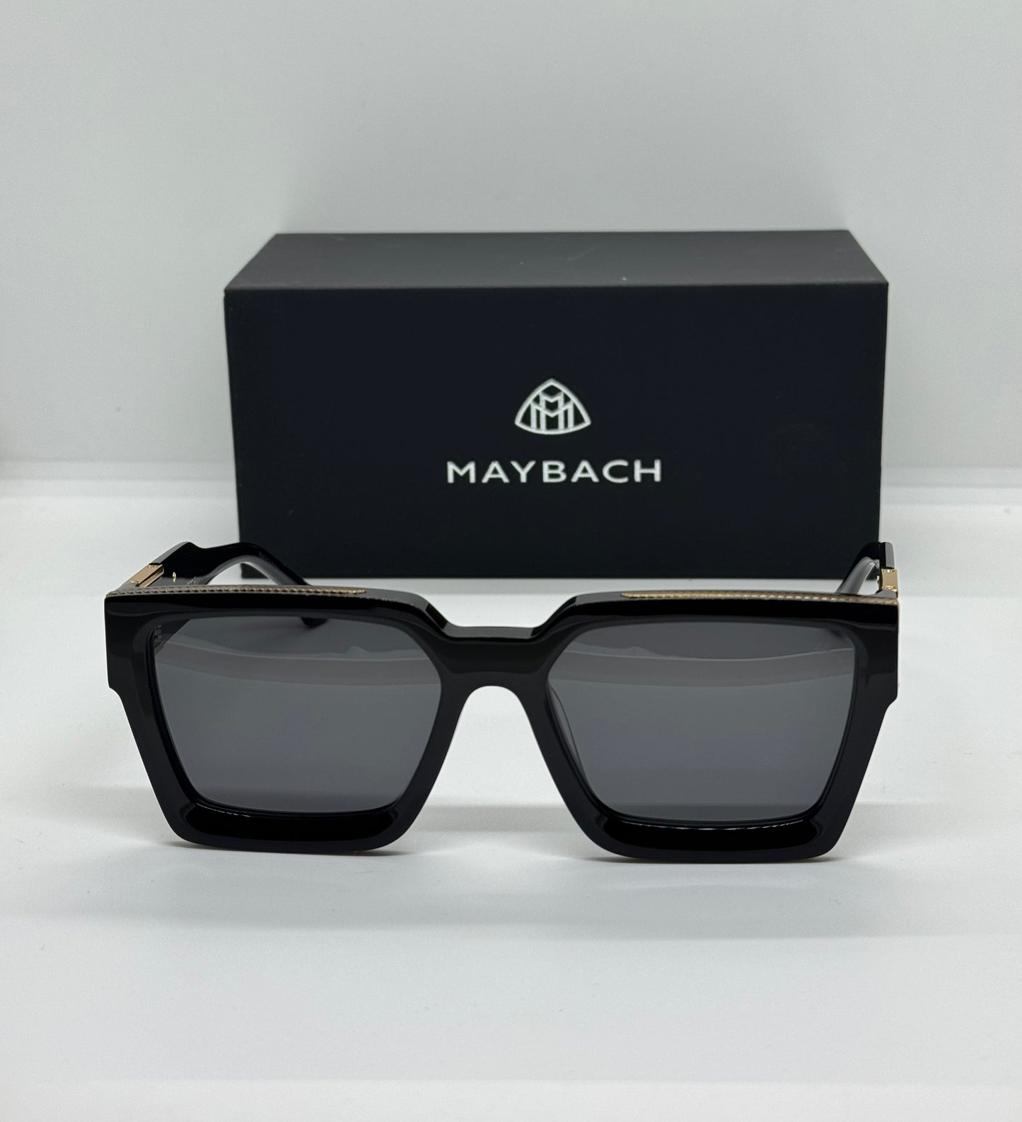 Maybach The Boss 1 Black x Gold