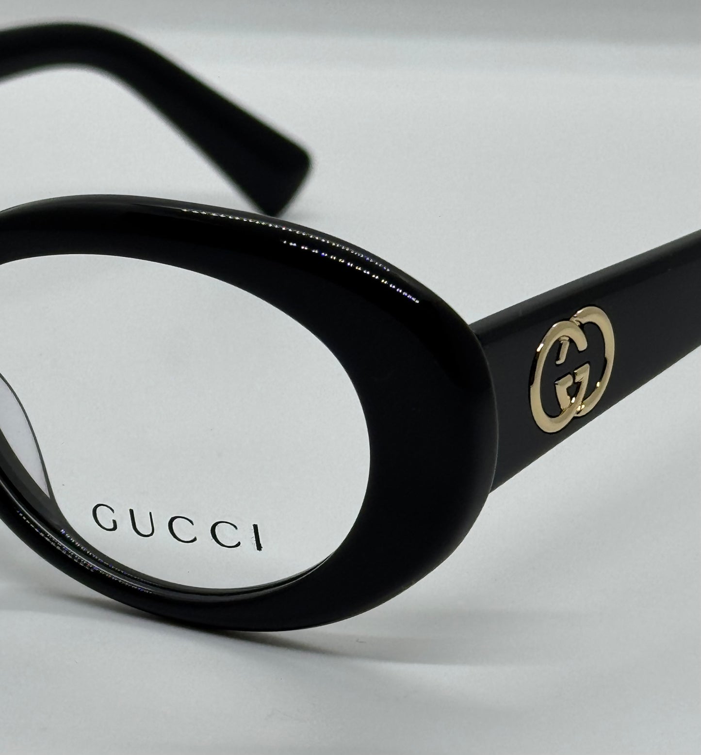 GG 1972 Bold Oval Black