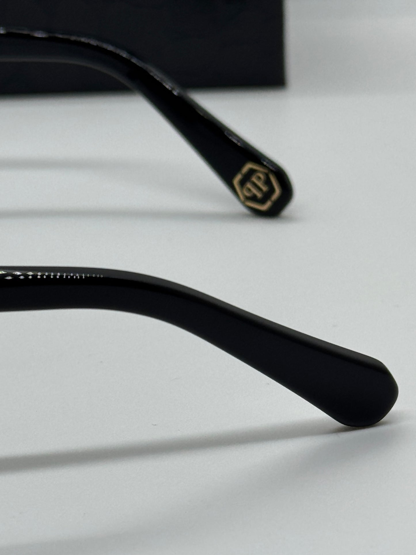 Philipp Plein SPP004 Black x Gold