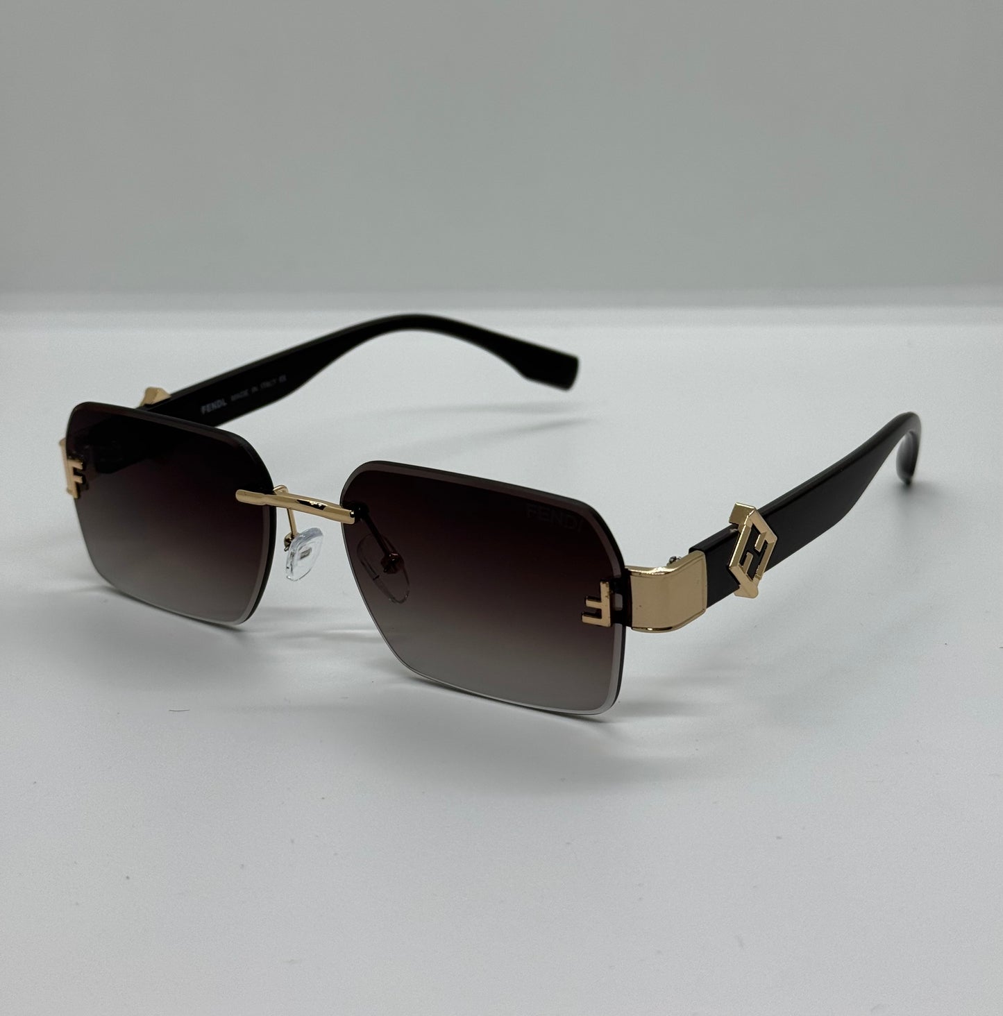 FD Rectangular rimless