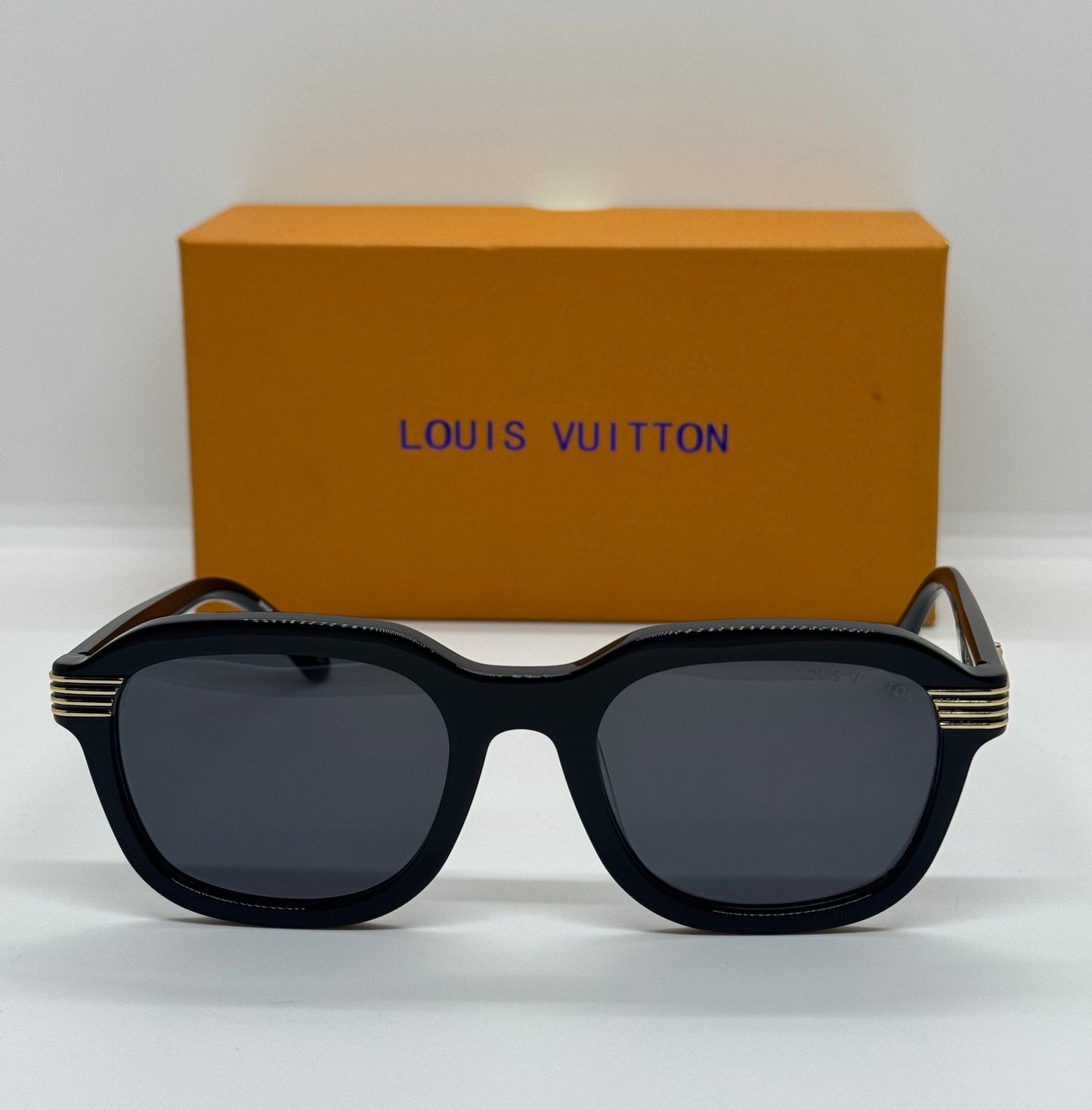 LouisVuitton Slide Black X Gold