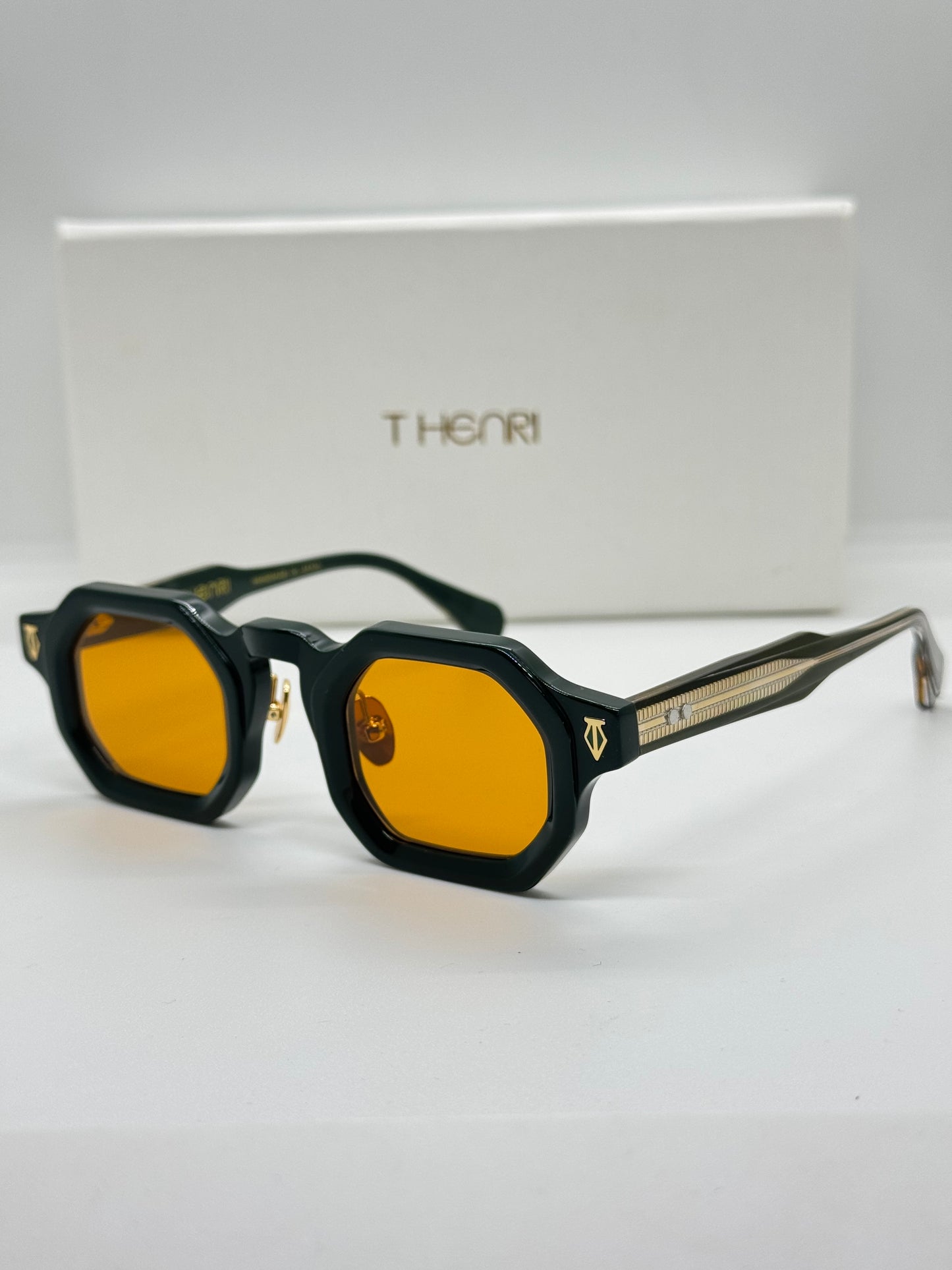 T Henri Bridcage Green Amber