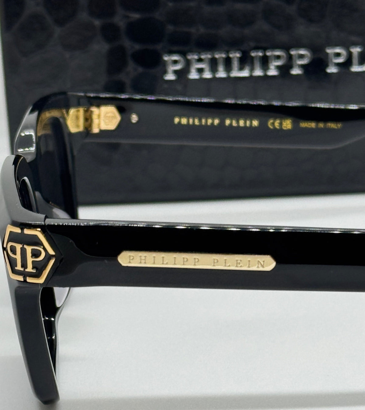 Philipp Plein Dark Shapes VPP082M Shade