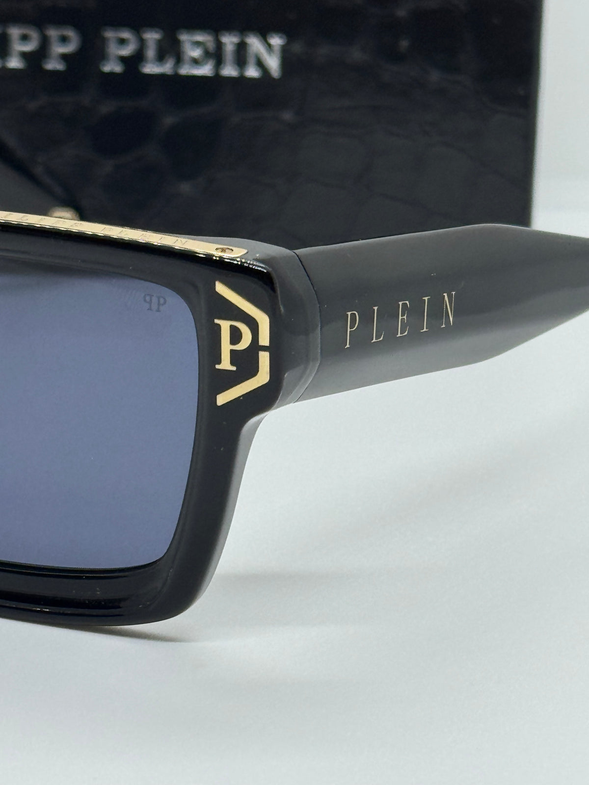 Philipp Plein SPP005 Brave Black x Gold