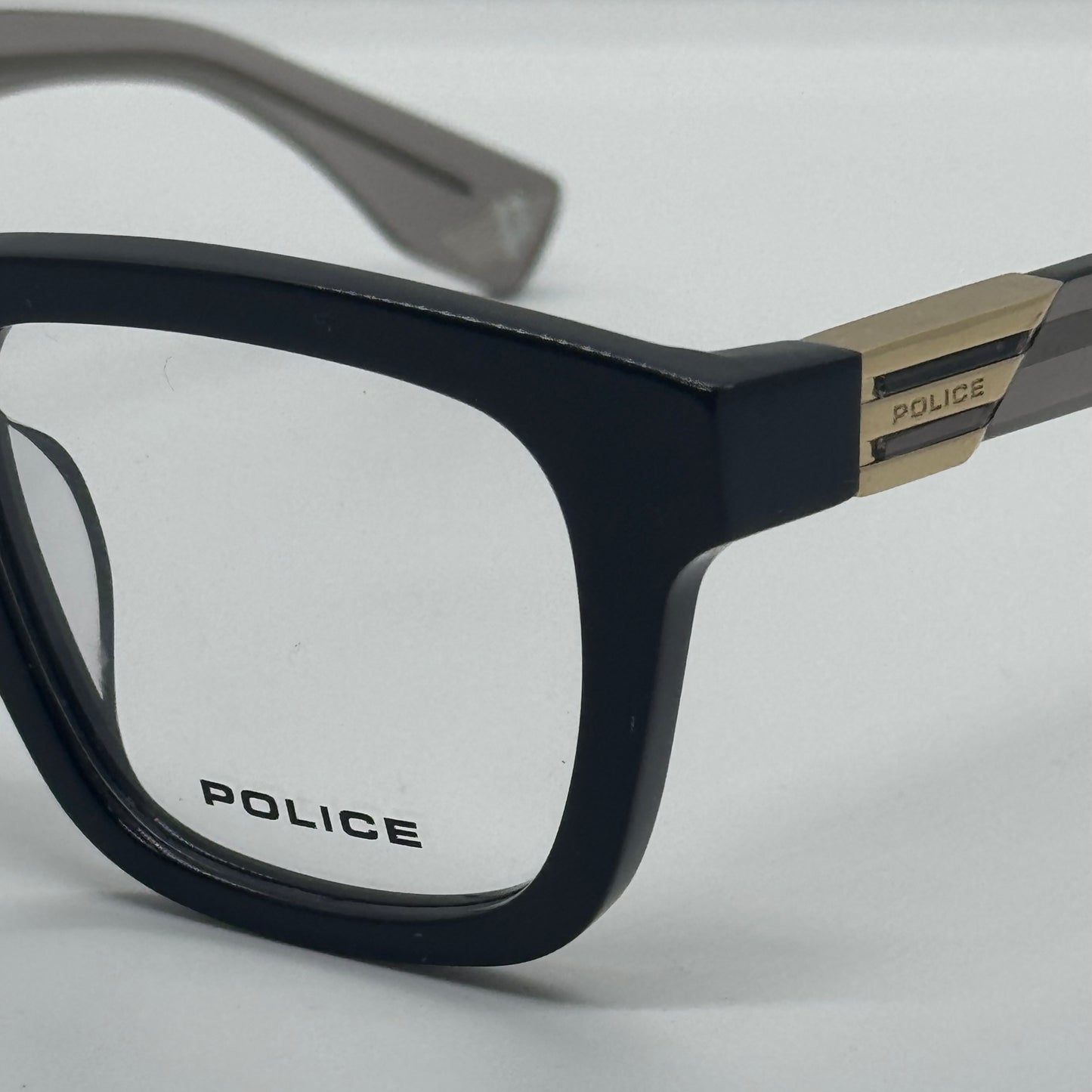 Police VPLN29V
