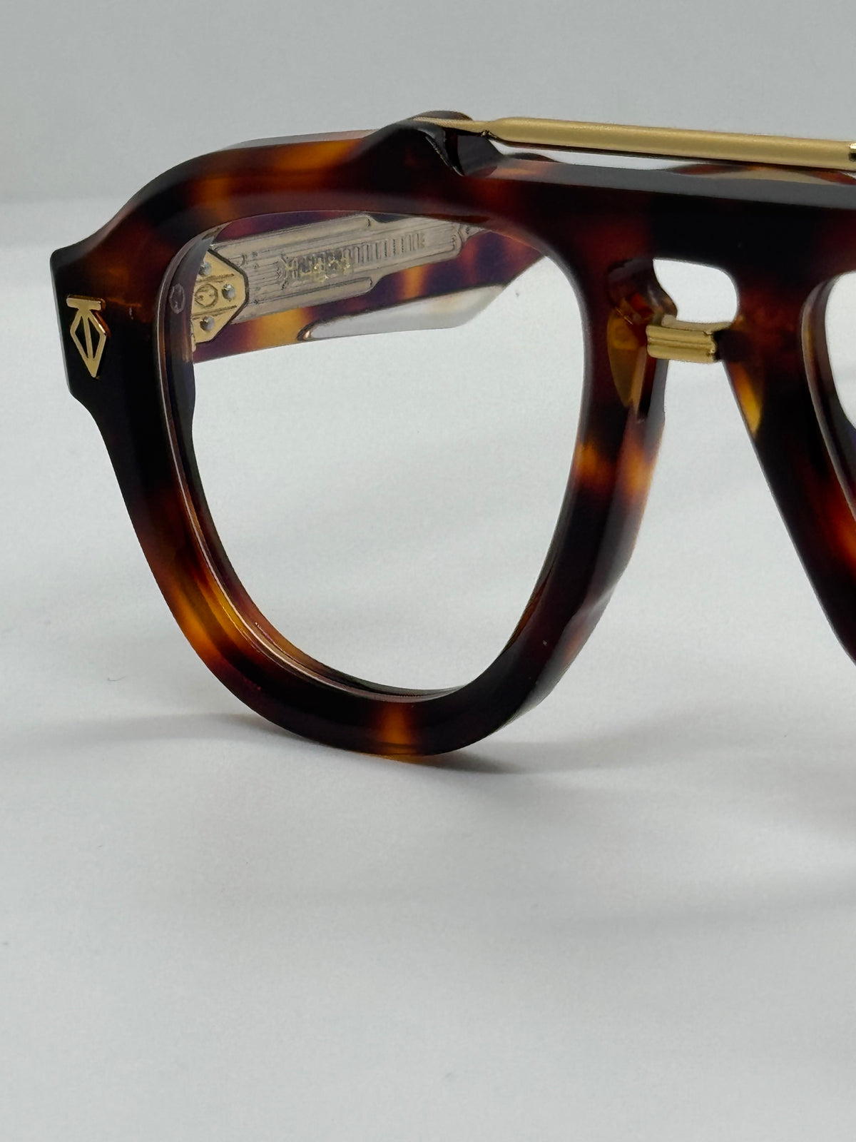 T Henri Dino Tortoise Frame