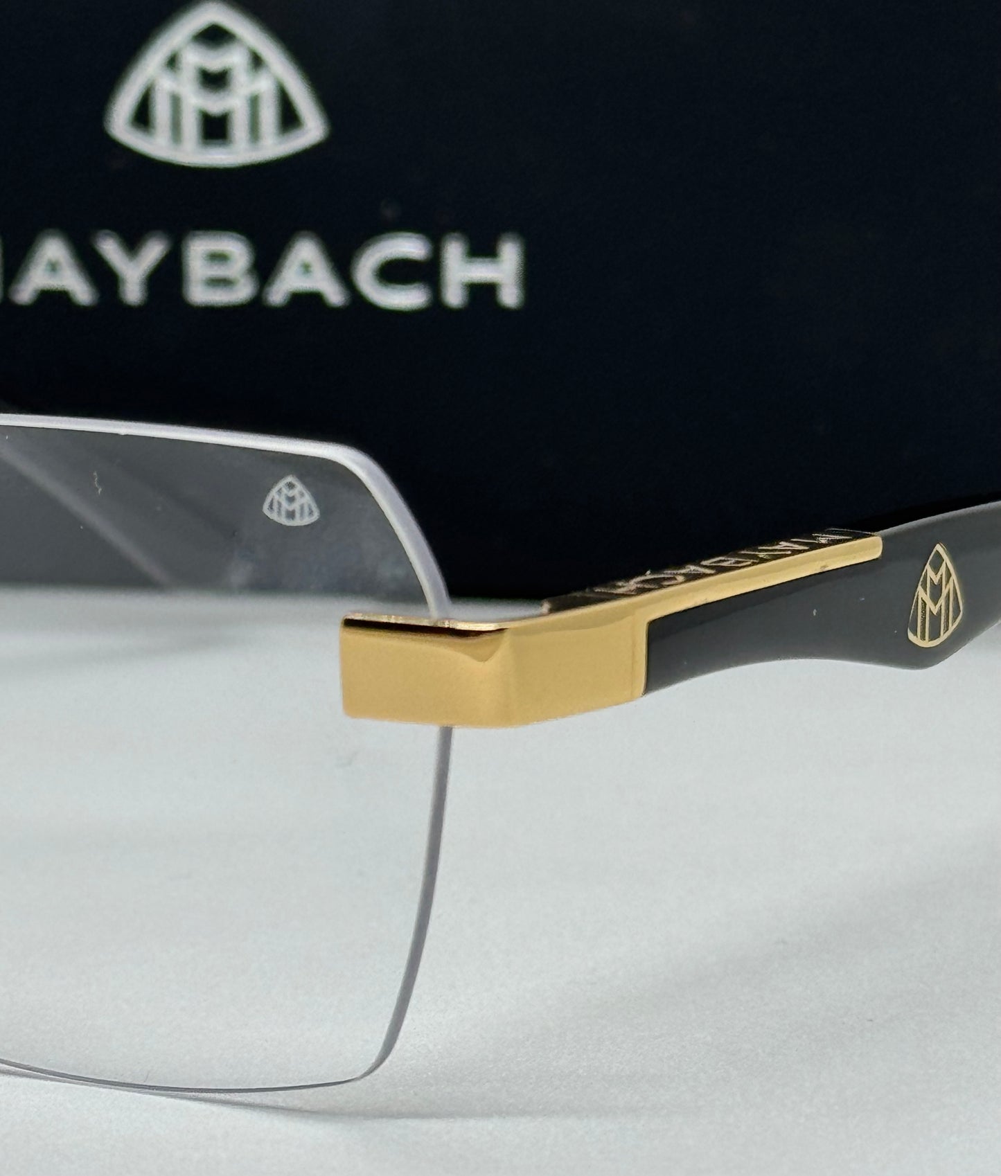 Maybach The Artist R Black Rimless Photo-chromatic