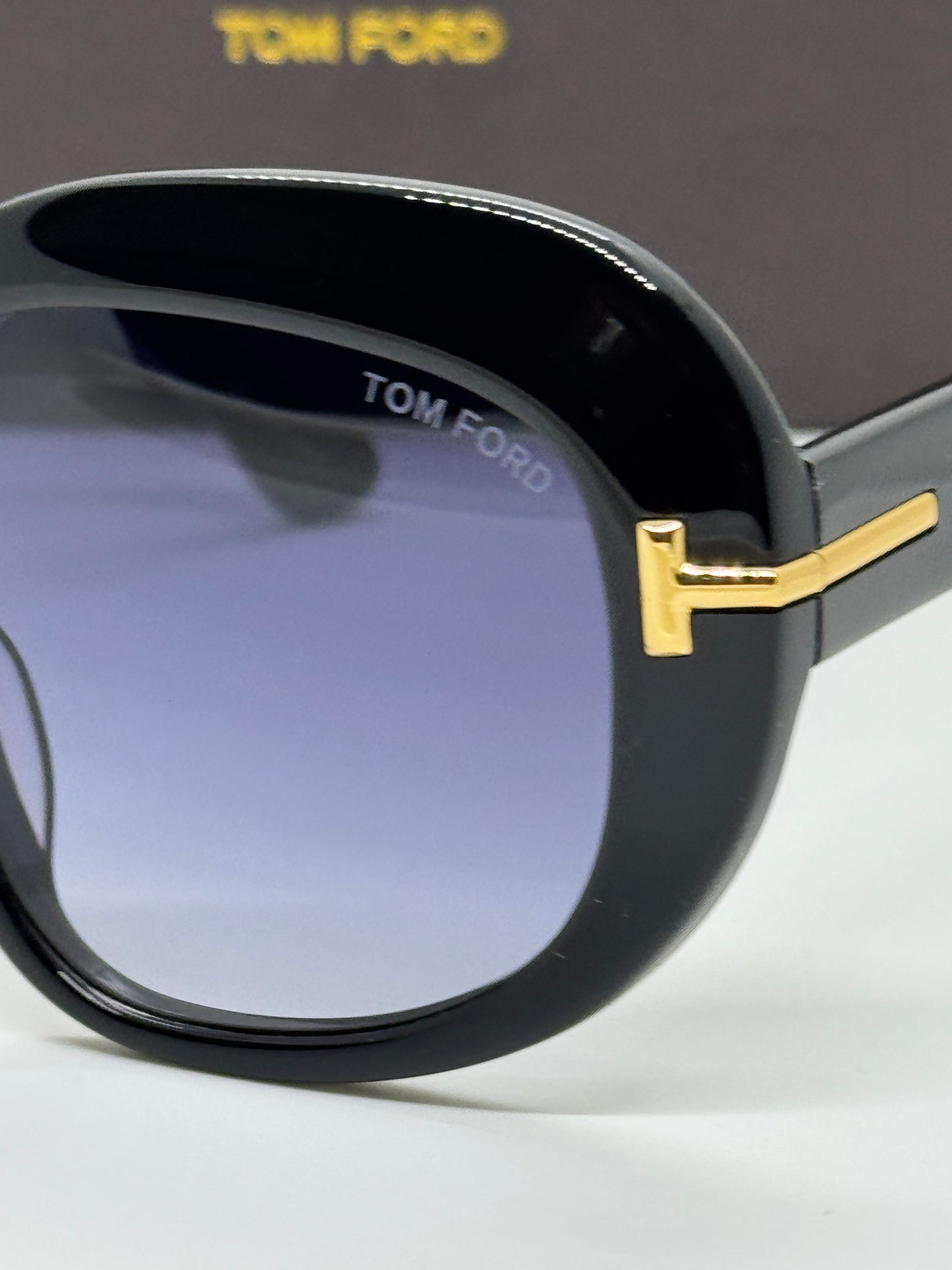 Tom Ford Icon Round TF1237 Gradient Zeiss Lenses
