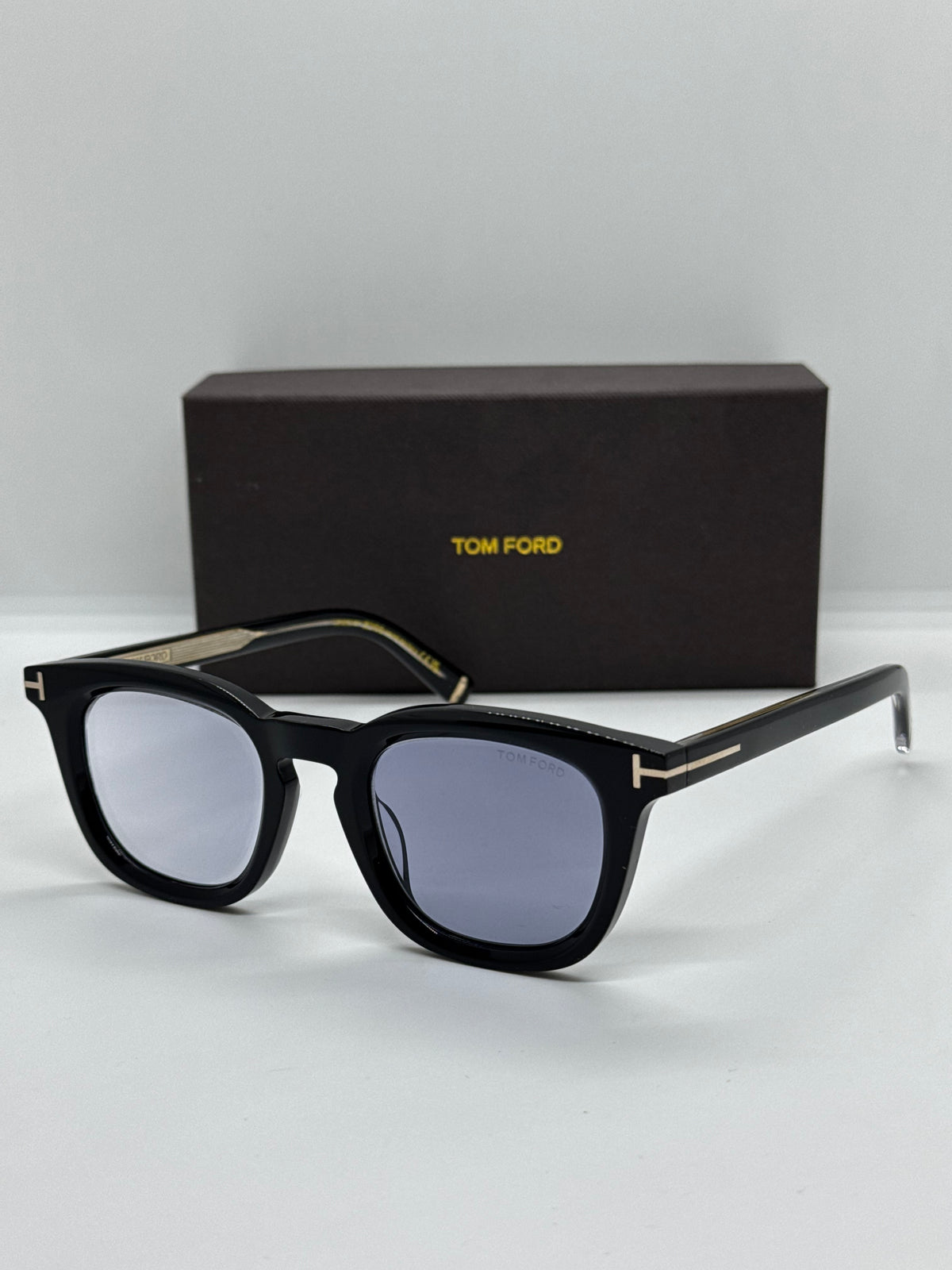 Tom Ford Icon Square TF1326 Photo Gray Frame