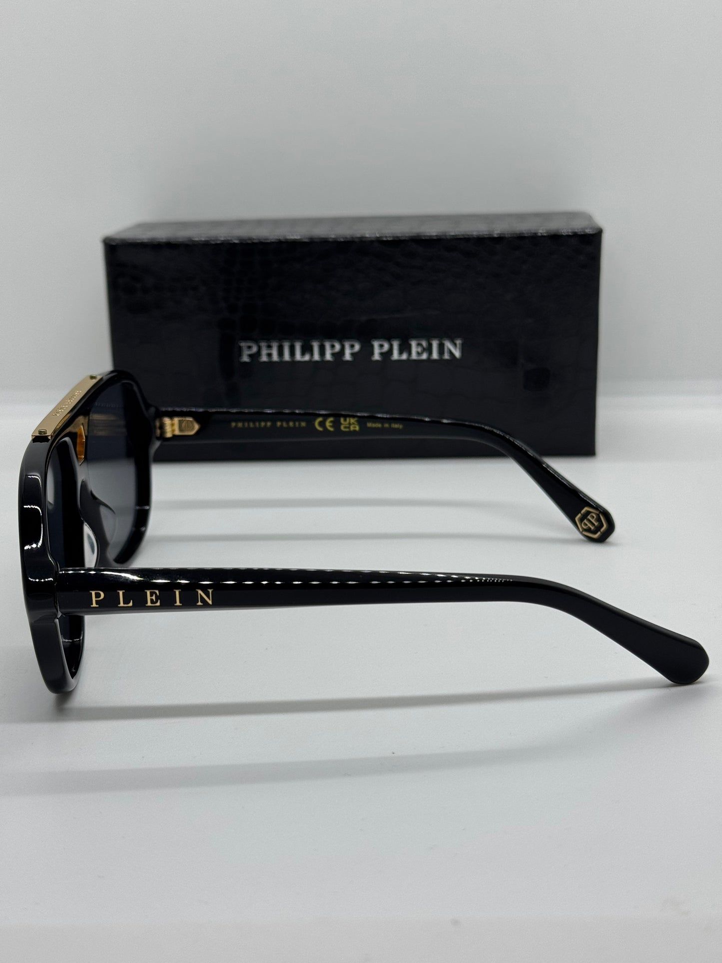 Philipp Plein SPP004 Black x Gold