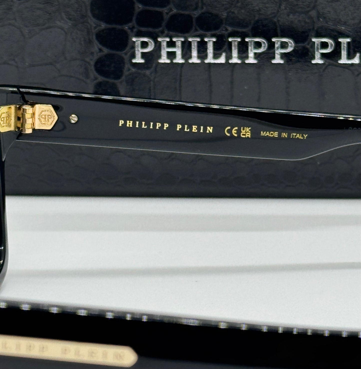 Philipp Plein Dark Shapes VPP082M Shade