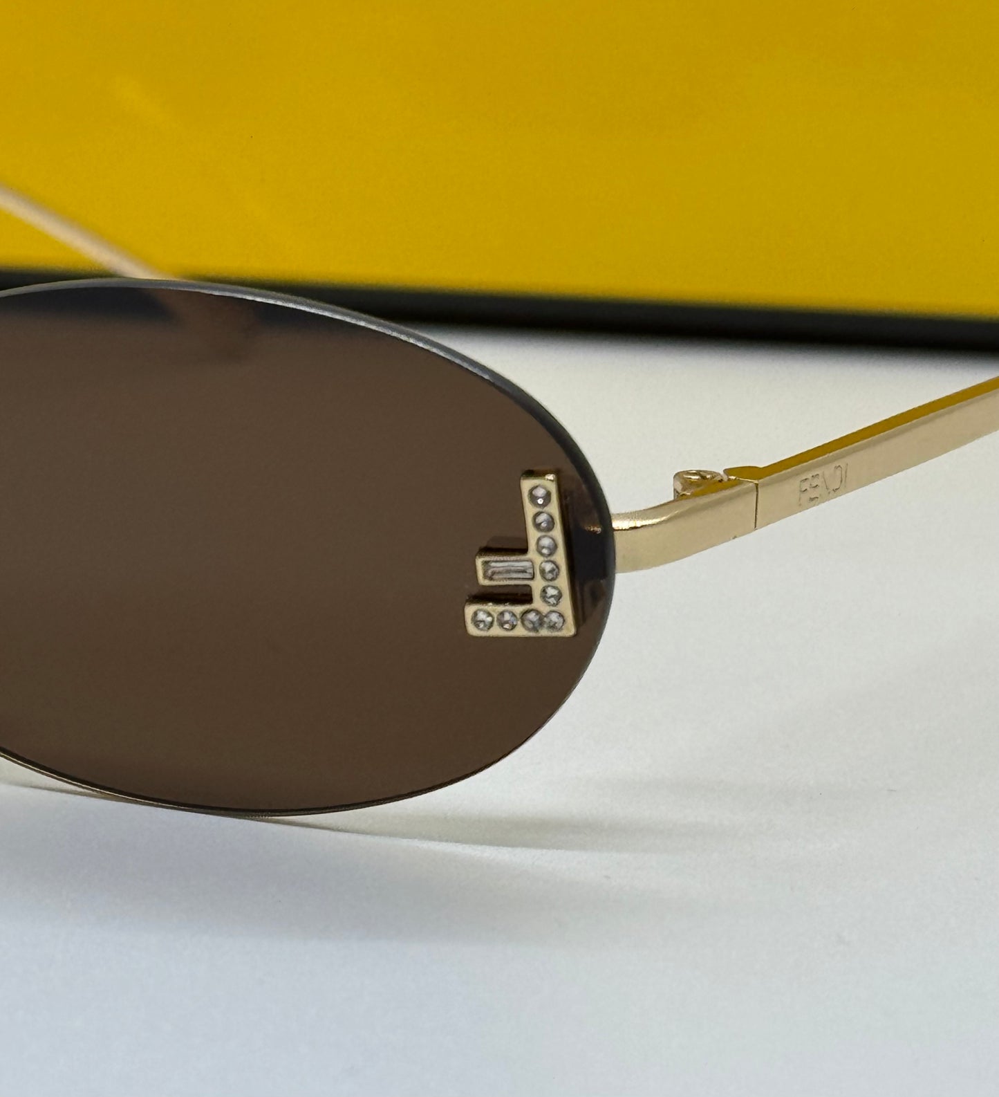 Fendi First Crystal Rimless Brown