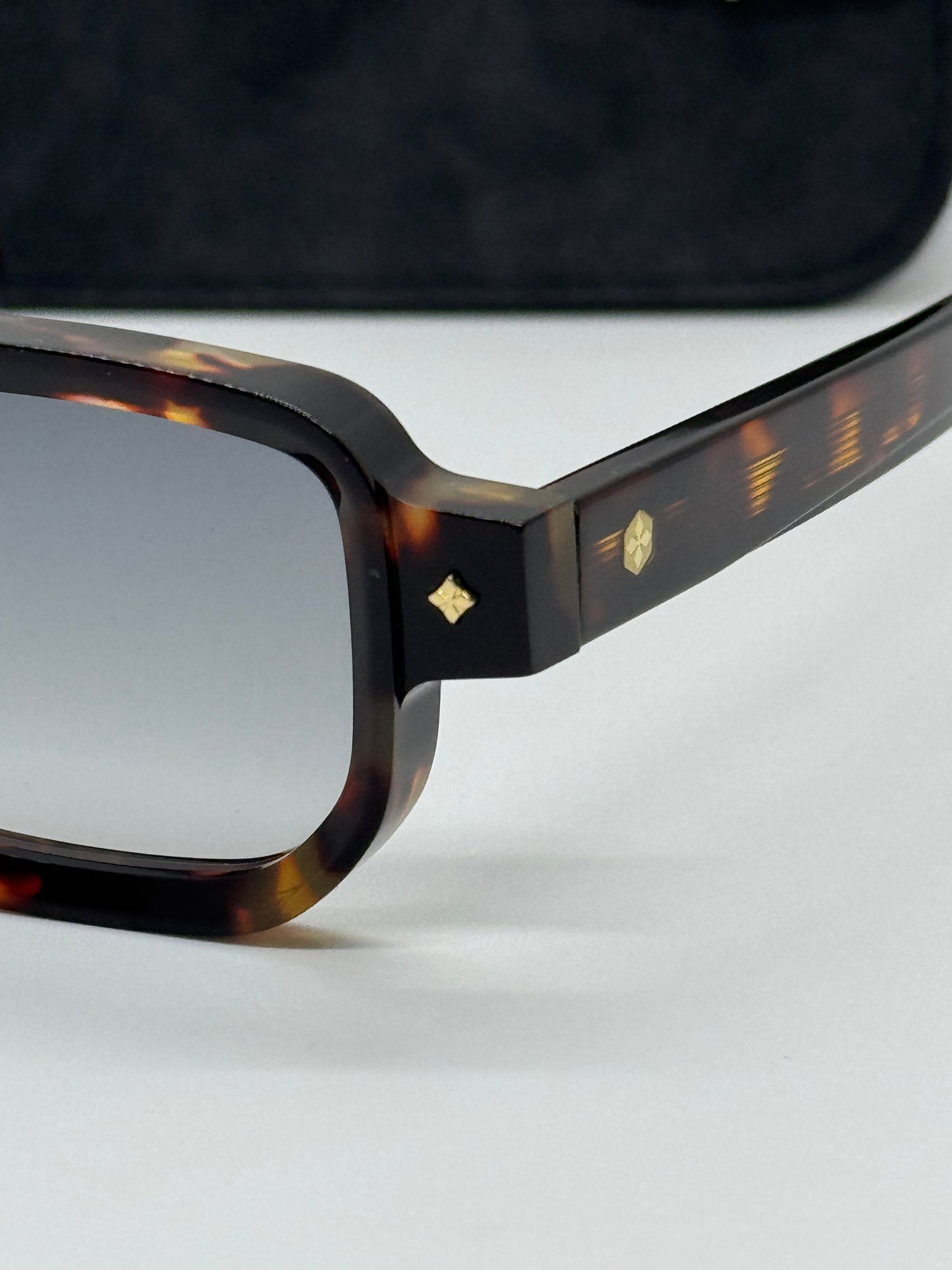 Sato Ran Charcoal Tortoiseshell