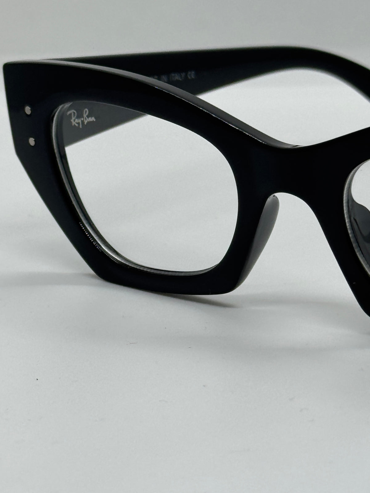 RB Zena Frame
