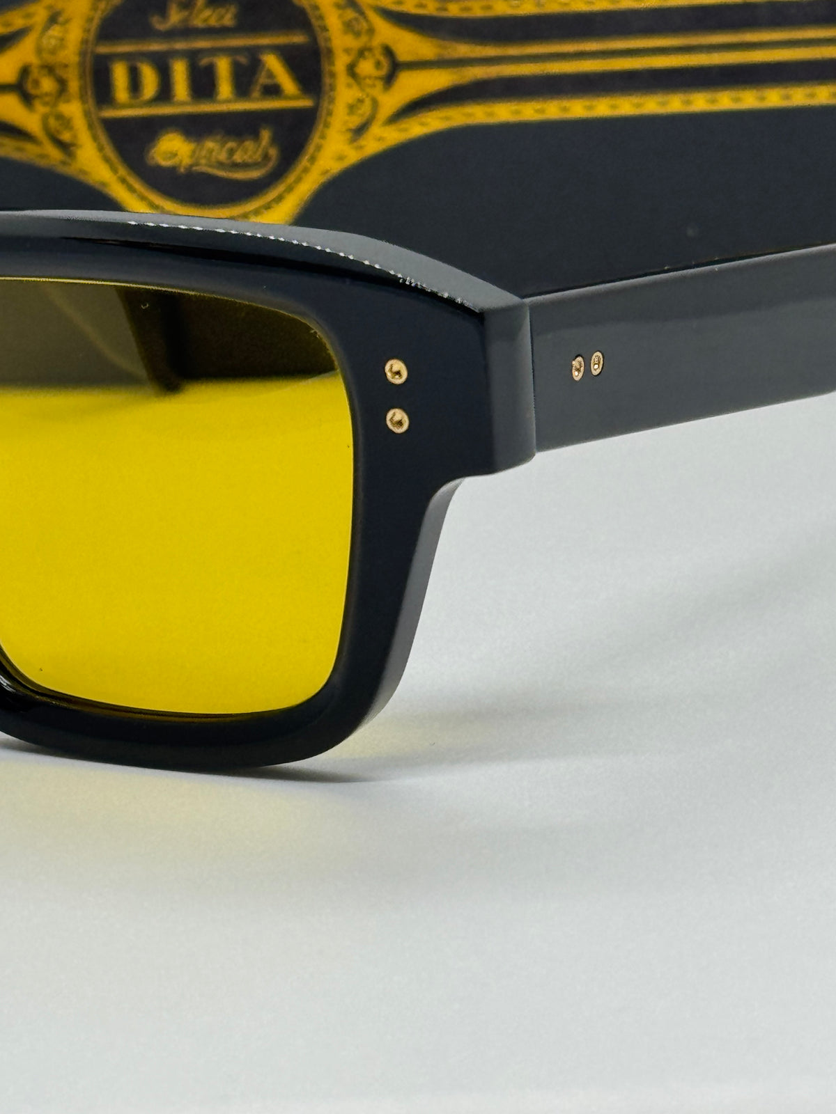 Dita Eliux DTS751 Yellow Shade