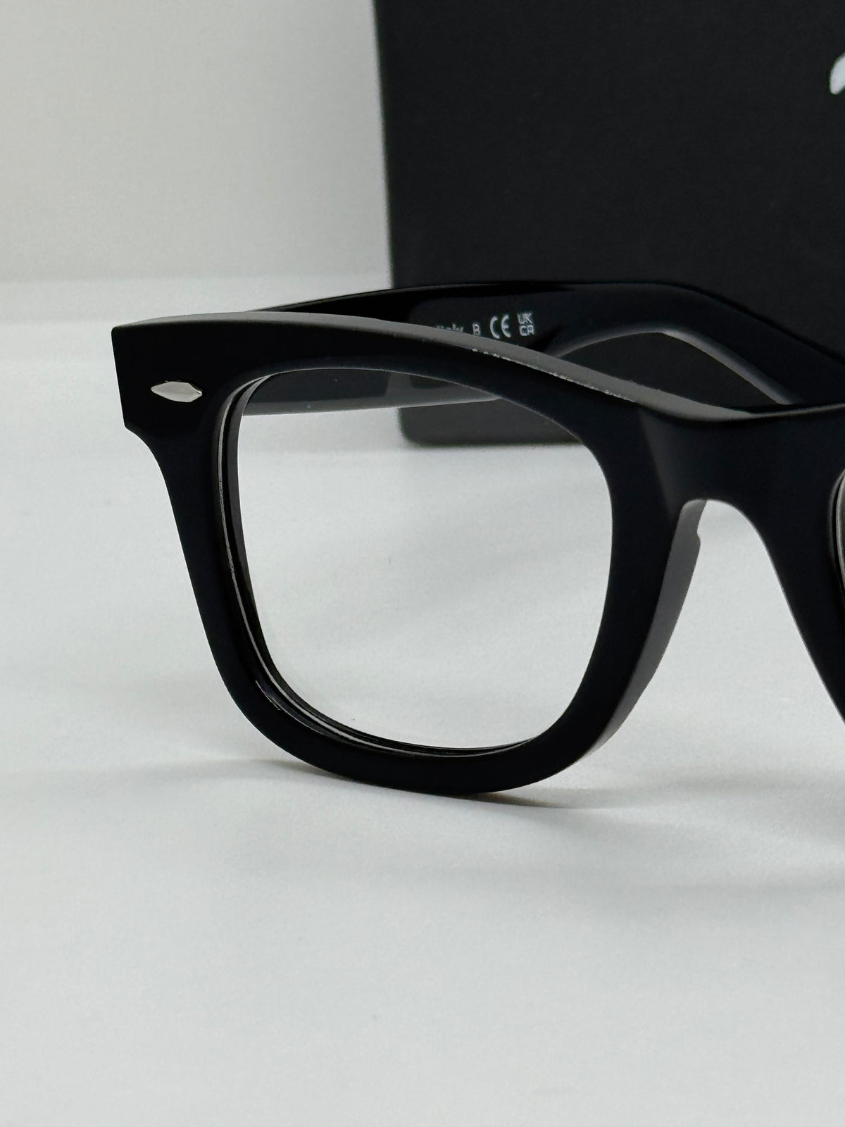 Ray-Ban Wayfarer RB 5121 Black Frame