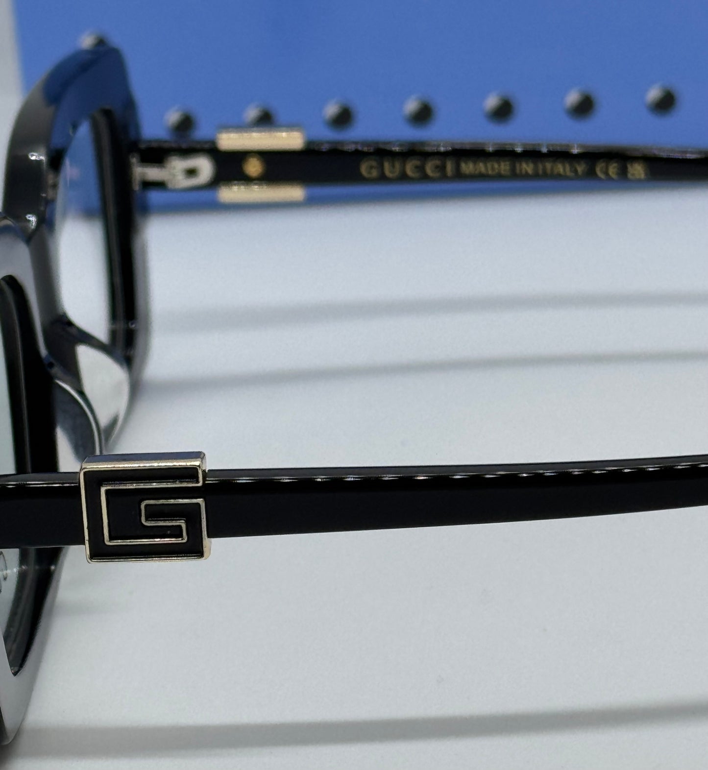GG 2002SK 001 Black Frame