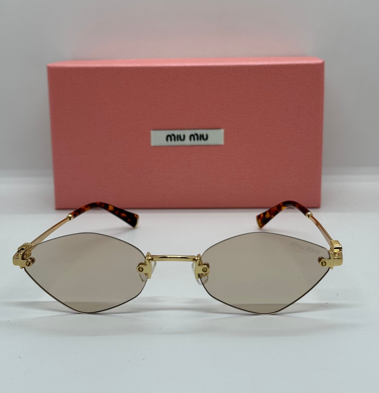 Miu Miu SMUA55 Champagne