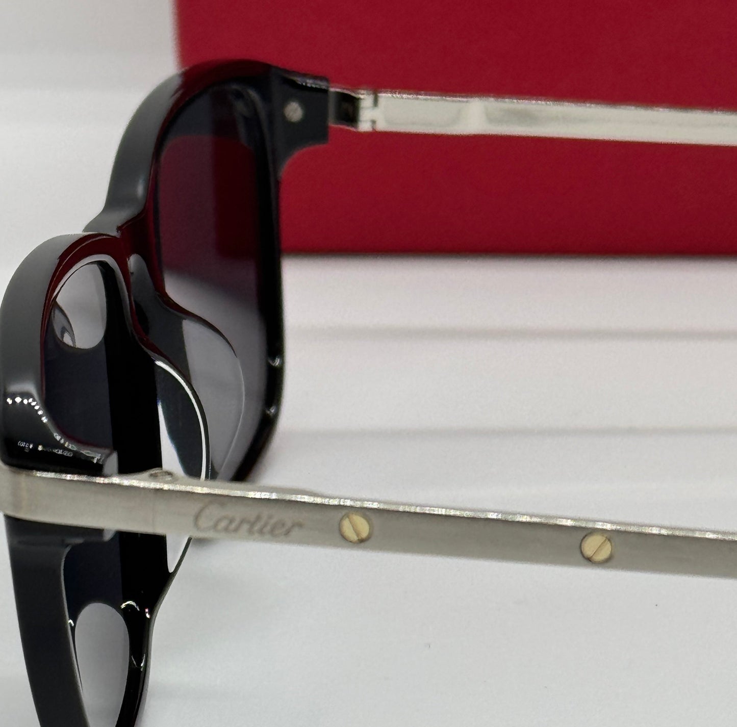Cartier Titanium CT0075S Black x Silver