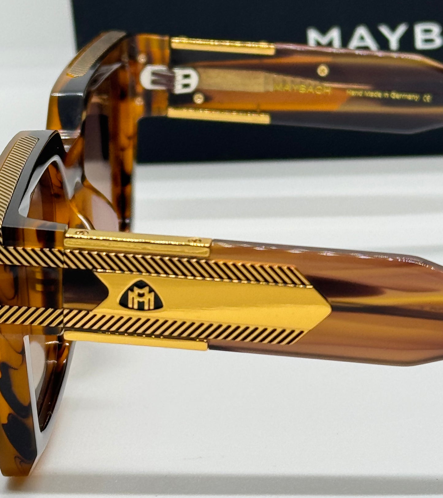 Maybach The Boss 1 Havana Brown