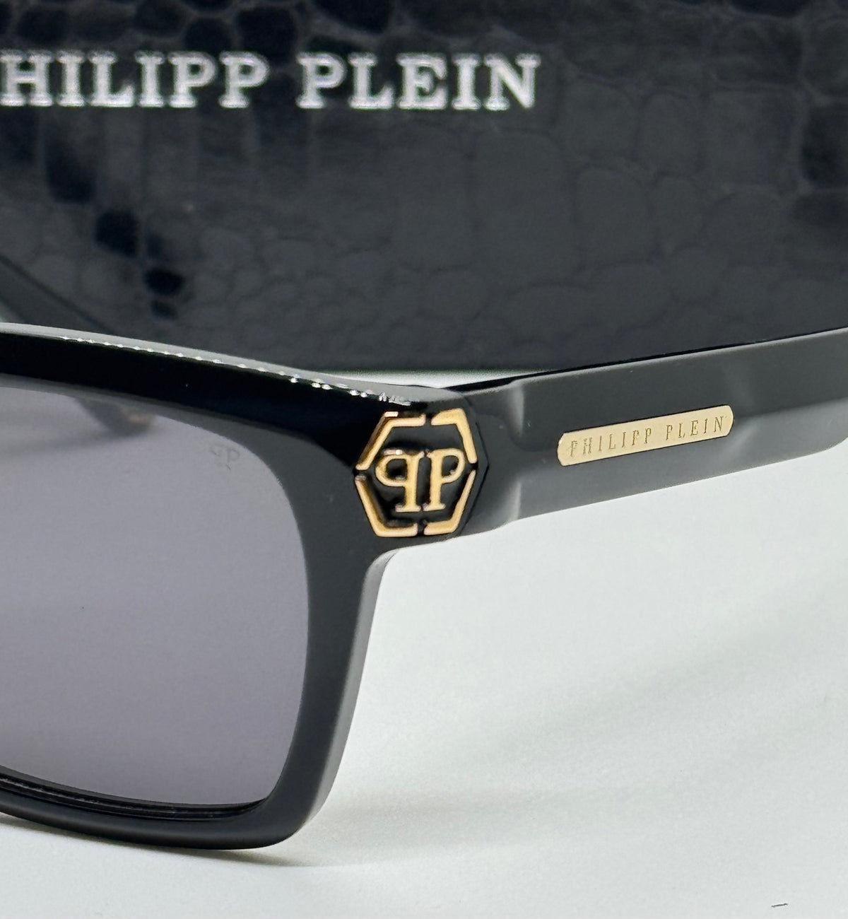 Philipp Plein Dark Shapes VPP082M Shade