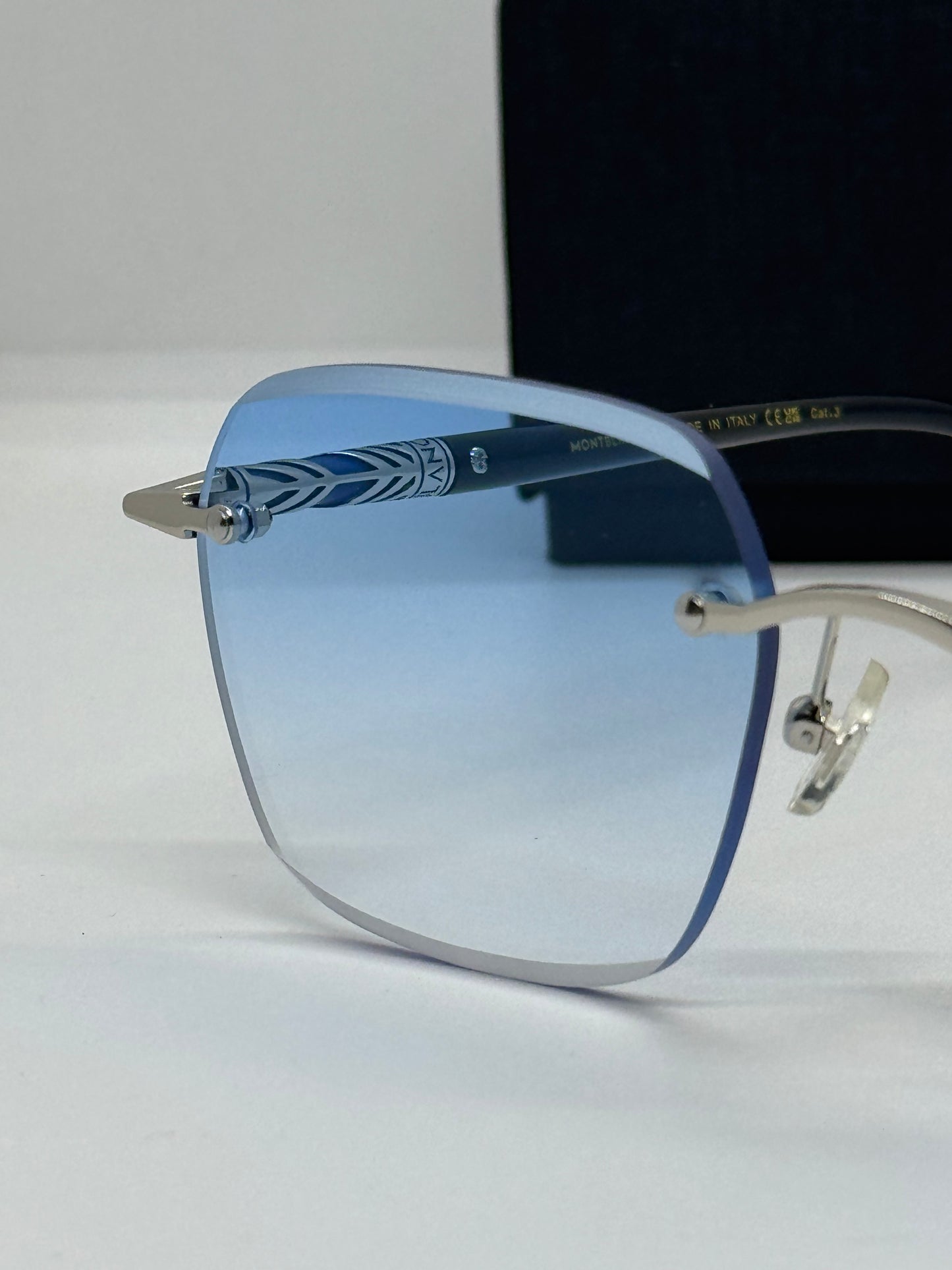 Montblanc MB0705S Blue