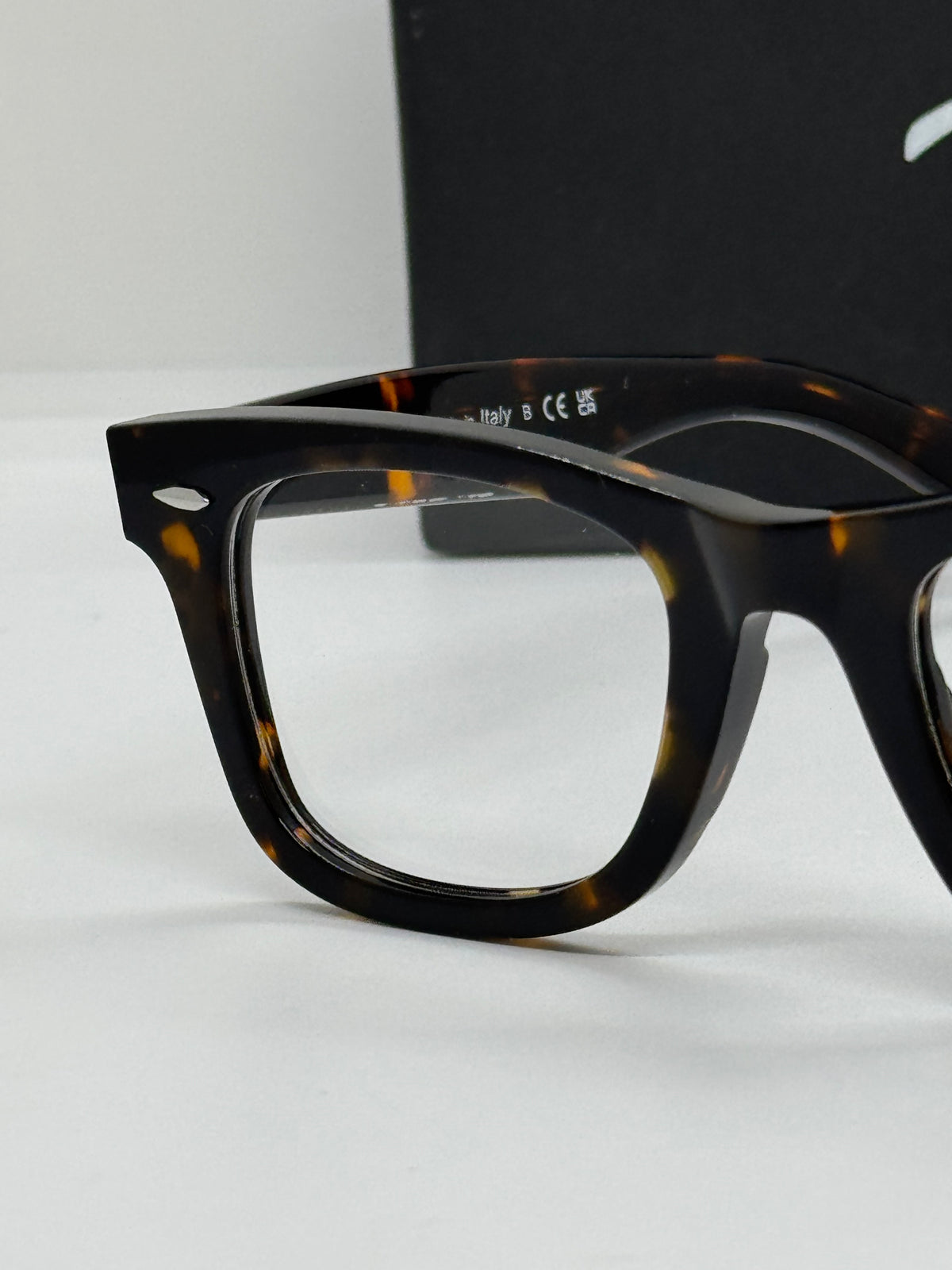 Ray-Ban Wayfarer RB 5121 Tortoise Frame