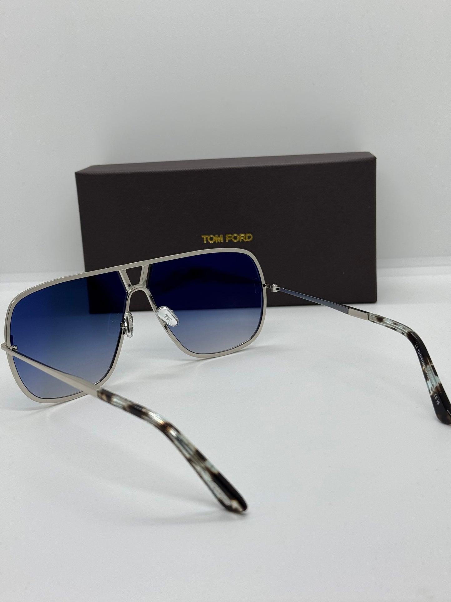 Tom Ford Stavros TF1204 Gradient Blue
