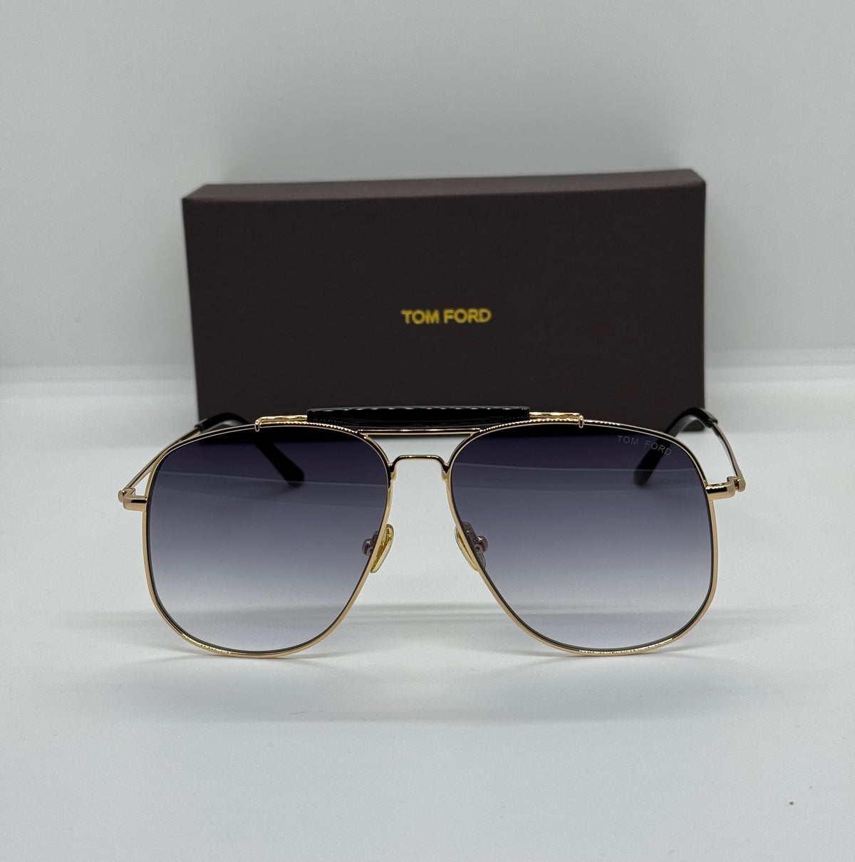 Tom Ford Connor-02 Gold x Gradient