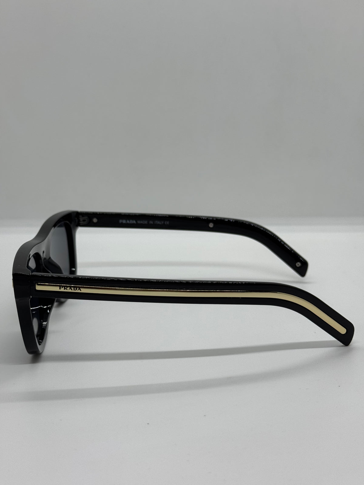 PR B12S Rectangular Shade