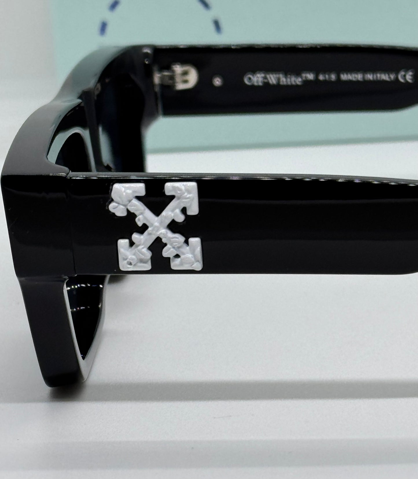OFF-WHITE Virgil OERI145 Black
