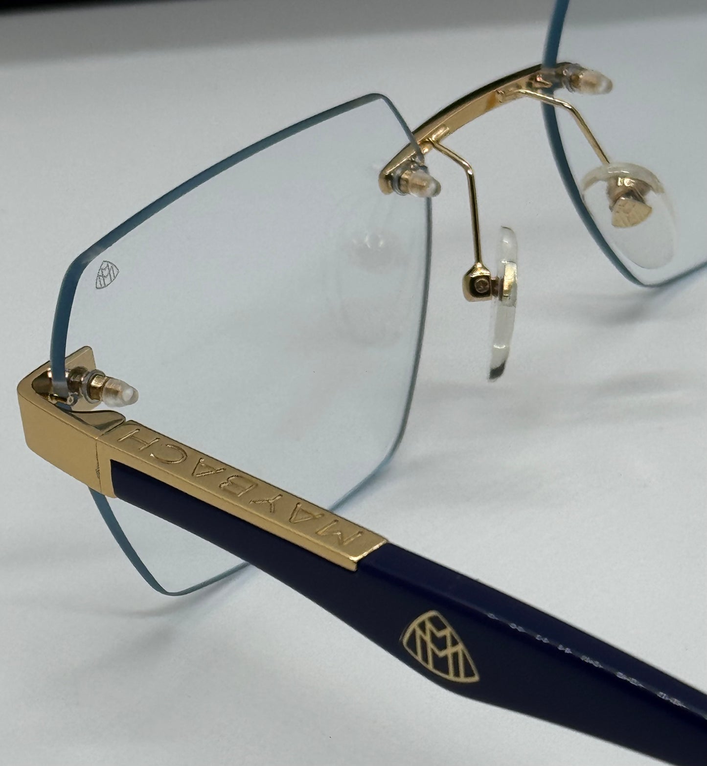 Maybach The Artist R Navy Blue Photo-chromatic Rimless