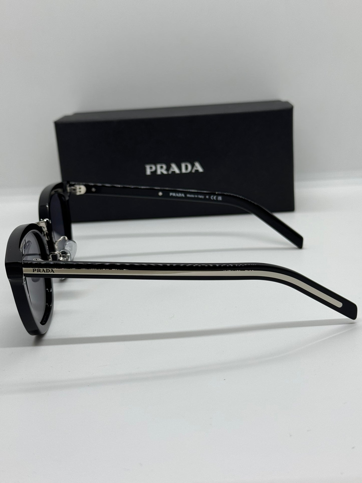 Prada SPRC01 Black x Silver