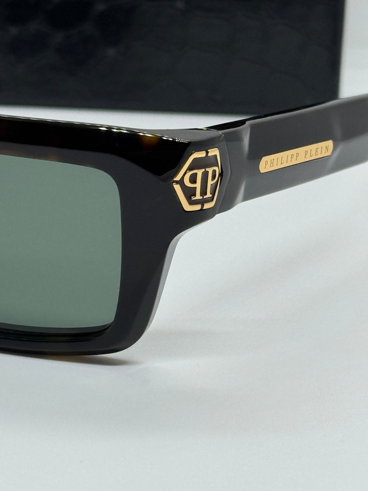 Philipp Plein Dark Shapes SPP044 Olive Tortoise Shade