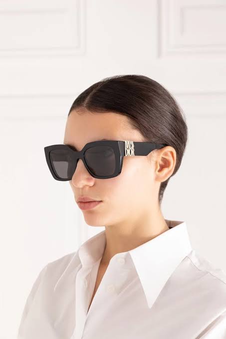 MissDior Oversized