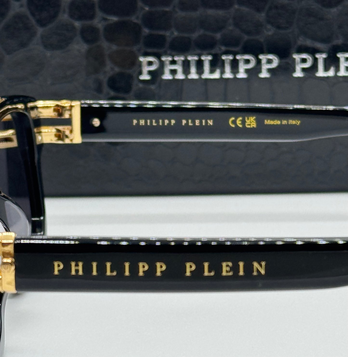 Philipp Plein SPP021 Lightfighter Black x Gold
