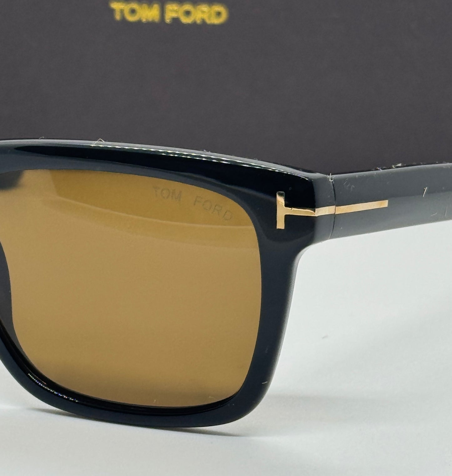 Tom Ford Buckley TF 906-N Brown