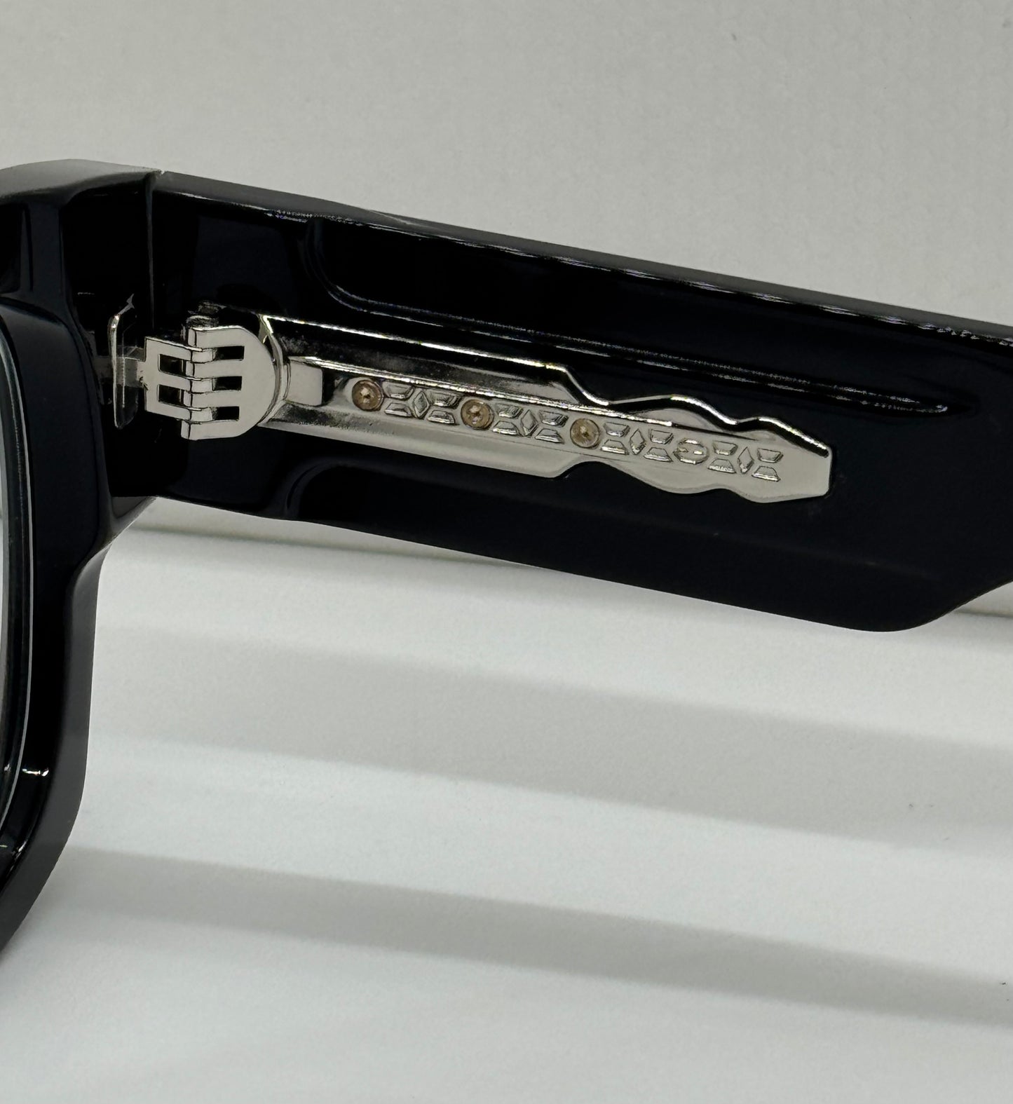 T Henri Dusenberg Black